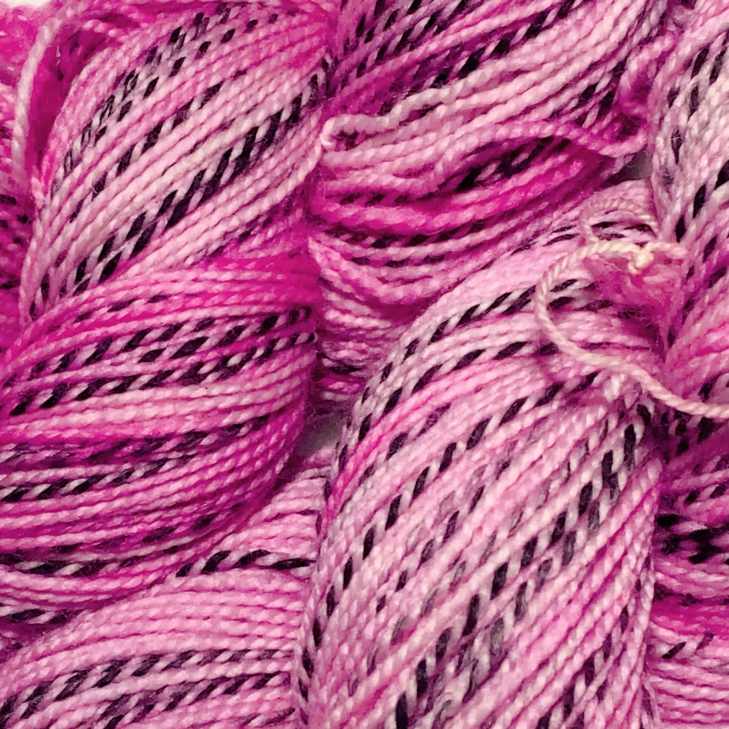 Y.A.R.N ピンク 120-2 Berry Light – Z-Twist Dye Works